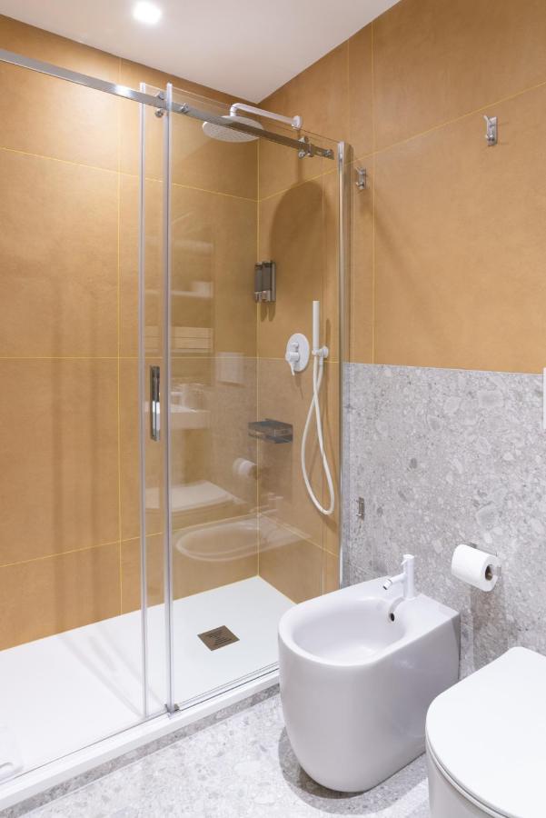 White Home Suite And Rooms Rzym Zewnętrze zdjęcie
