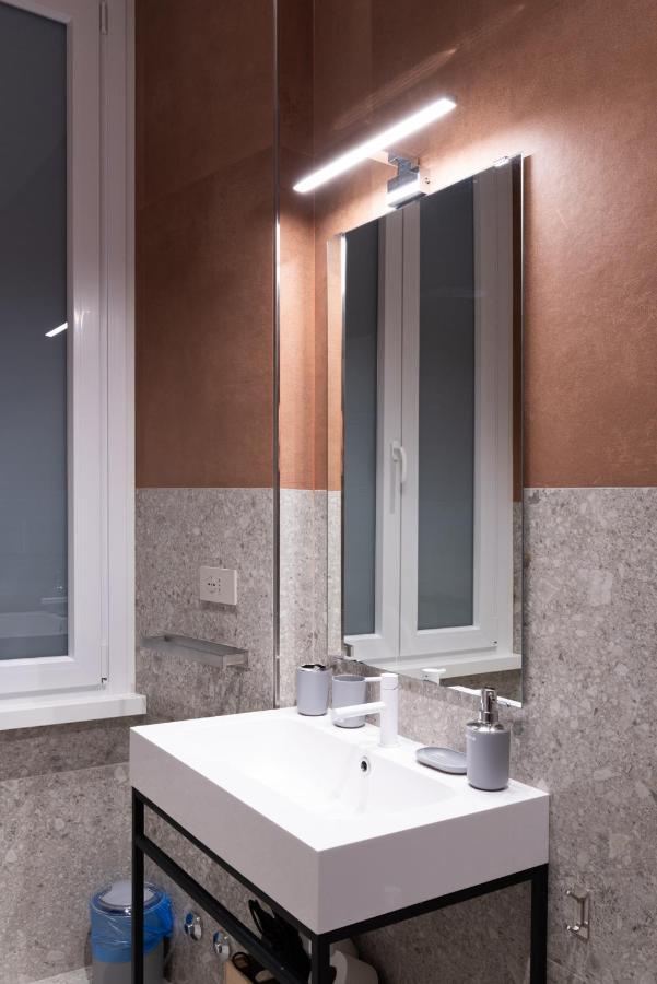 White Home Suite And Rooms Rzym Zewnętrze zdjęcie